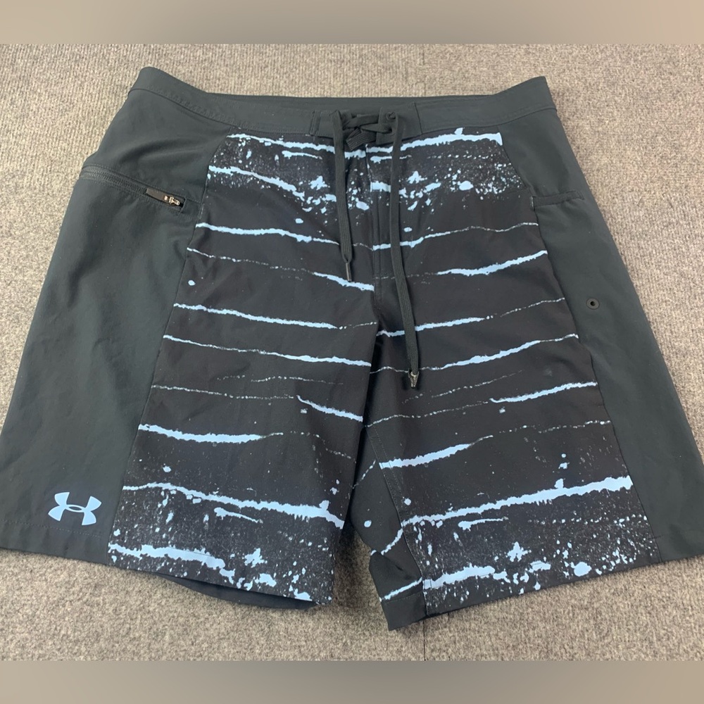 Under Armour Loose Mens Drawstring 9" Board Shorts Size 36 Multicolor